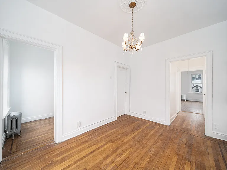 225 Garfield Ave #2 — Photo 11