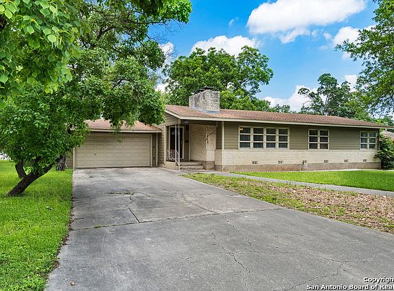 3rd image of 103 Robinhood Pl