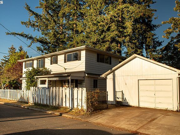 2nd image of 5355 SE Bybee Blvd