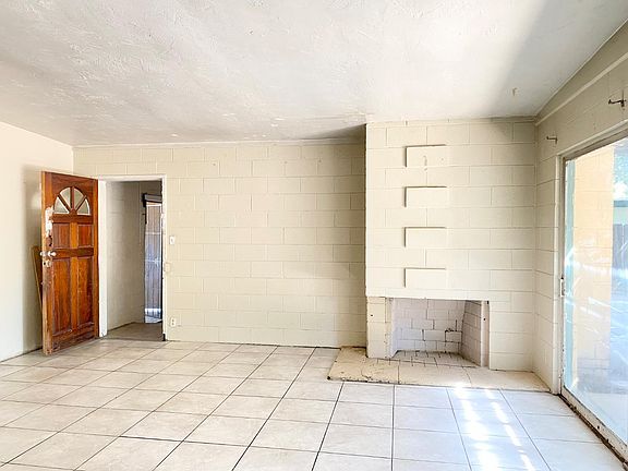 5th image of 1264 N Pecan Avenue