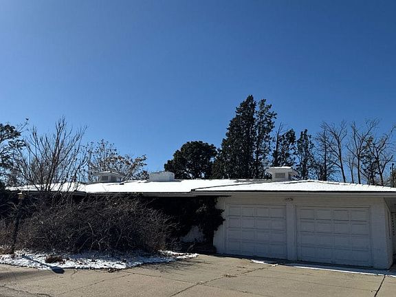 2nd image of 901 McDuffie Cir NE