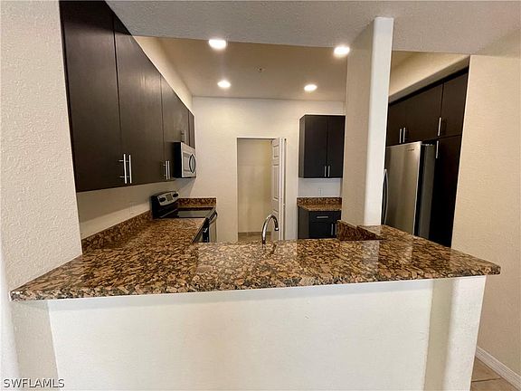 4th image of 13180 Bella Casa Cir Unit 162