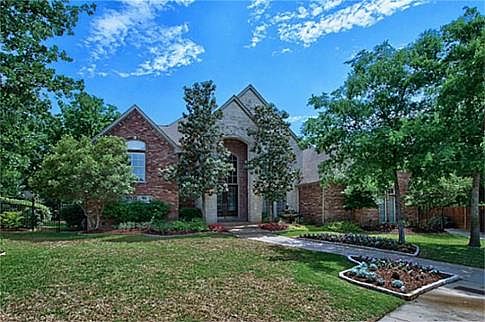 1st image of 201 Oldenwood Ct
