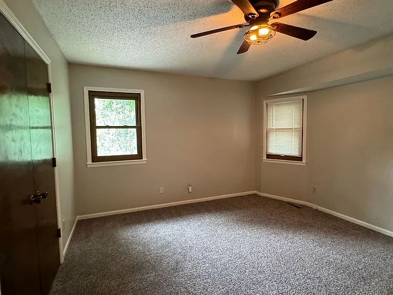 5330 Westridge Rd — Photo 17