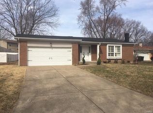 20 River Boat Dr, Saint Peters, MO 63376