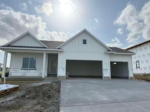 105 S Seven Oaks Rd, Northliberty, IA 52317