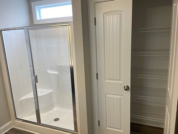 The Claremont 157 Edmer Lane Owner s Extended Shower