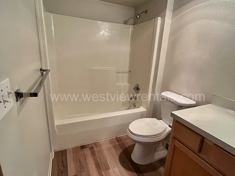 139 Prince Ave #307 — Photo 9