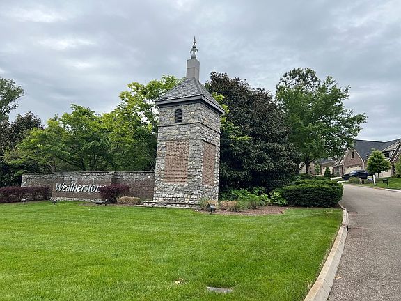 3rd image of 449 Laurel Ridge Ln #99/9