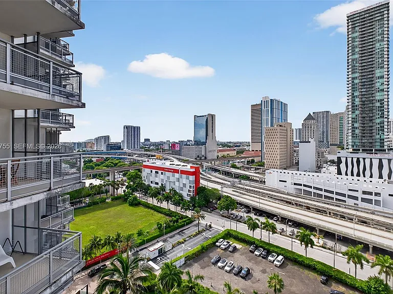 350 S Miami Ave #1705 — Photo 40