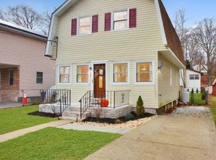 24 Madison Trl, Hopatcong, NJ 07843