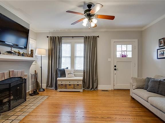 3rd image of 2716 W Linden Ave