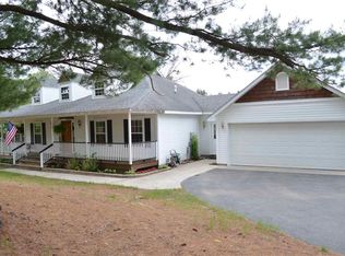 2975 Old Barn Rd, Traverse City, MI 49685