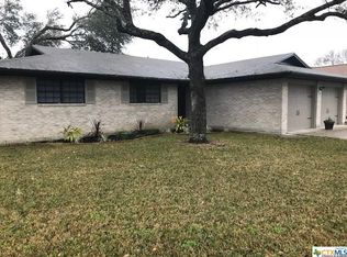 409 Bedivere Dr, Victoria, TX 77904