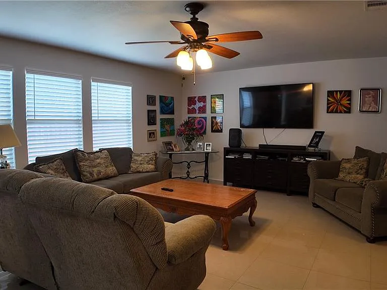 3908 Redbird Ave — Photo 2