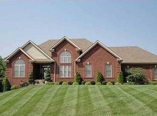 97 Peach Orchard Cir, Fisherville, KY 40023