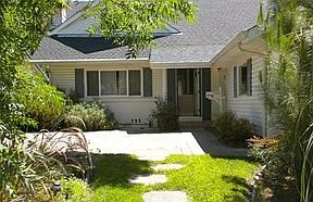 2nd image of 1720 Baywood Ln