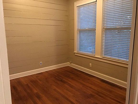 office or dining area