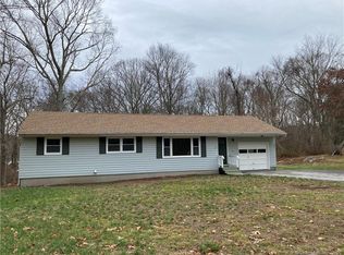 75 Mullen Hill Rd, Waterford, CT 06385