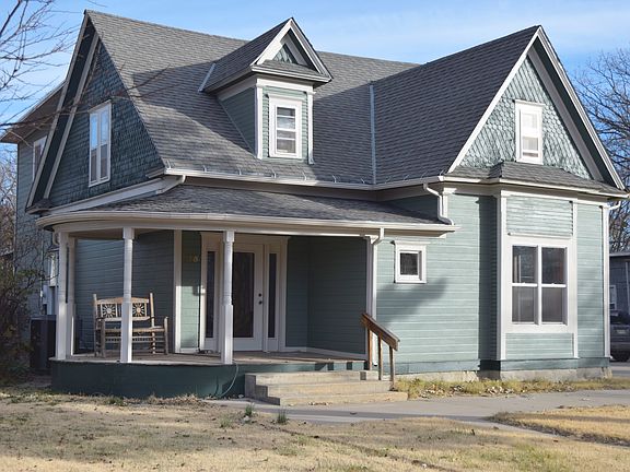 2nd image of 615 Gypsum Ave