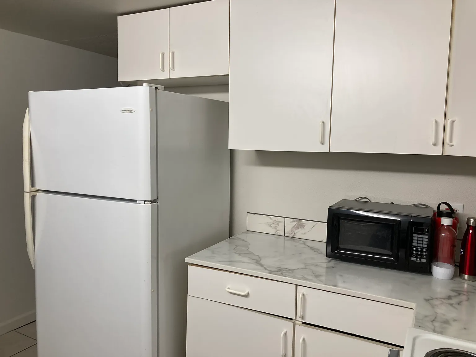 1 bed, 640 sqft, $1,100 — Photo 1