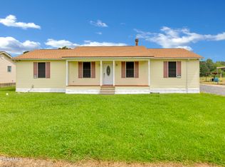 111 Schoeffler Rd, Carencro, LA 70520