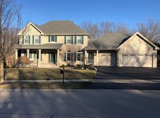 1356 Carriage Crossing Ln, Chesterfield, MO 63005