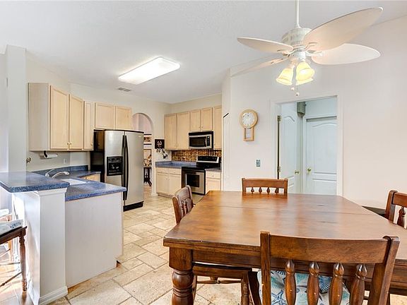 4th image of 4906 Alavista Dr