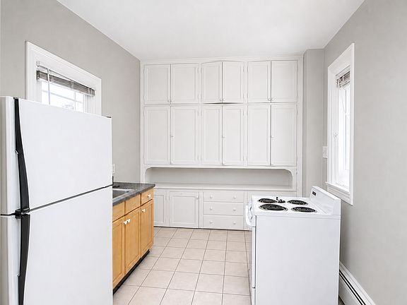 3rd image of 5816 Callowhill St