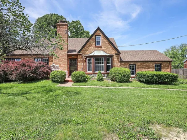 9717 Sappington Rd, Saint Louis, MO 63128