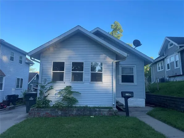 1107 A Ave NW, Cedar Rapids, IA 52405
