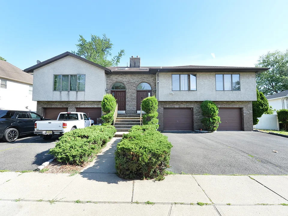 23 Kinzley St