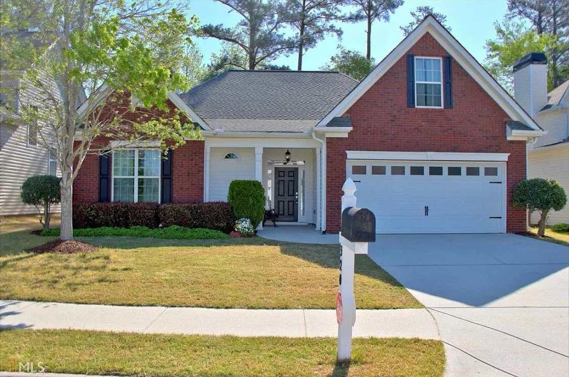 320 Millbrook Village Dr — Photo 1