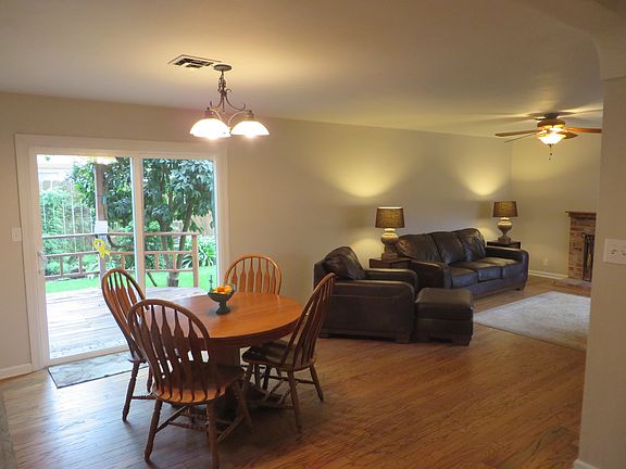 Dining area off Kitchen