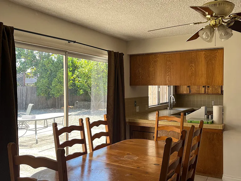 1773 Royal Way — Photo 9