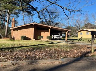319 Queen Julianna Ln, Jackson, MS 39209