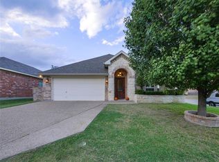 9900 Mount Pheasant Rd, Fort Worth, TX 76108
