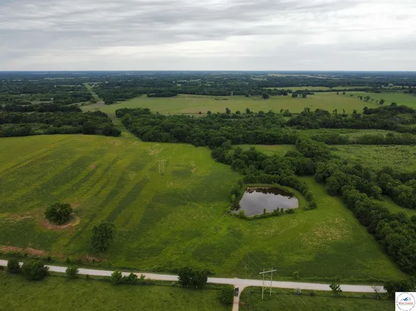 SE 400th Rd, Clinton, MO 64735