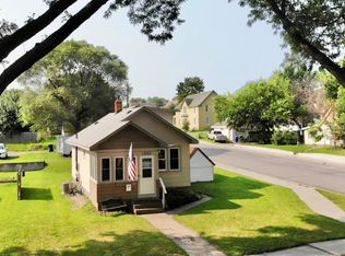 1002 Rose Ave E, Saint Paul, MN 55106