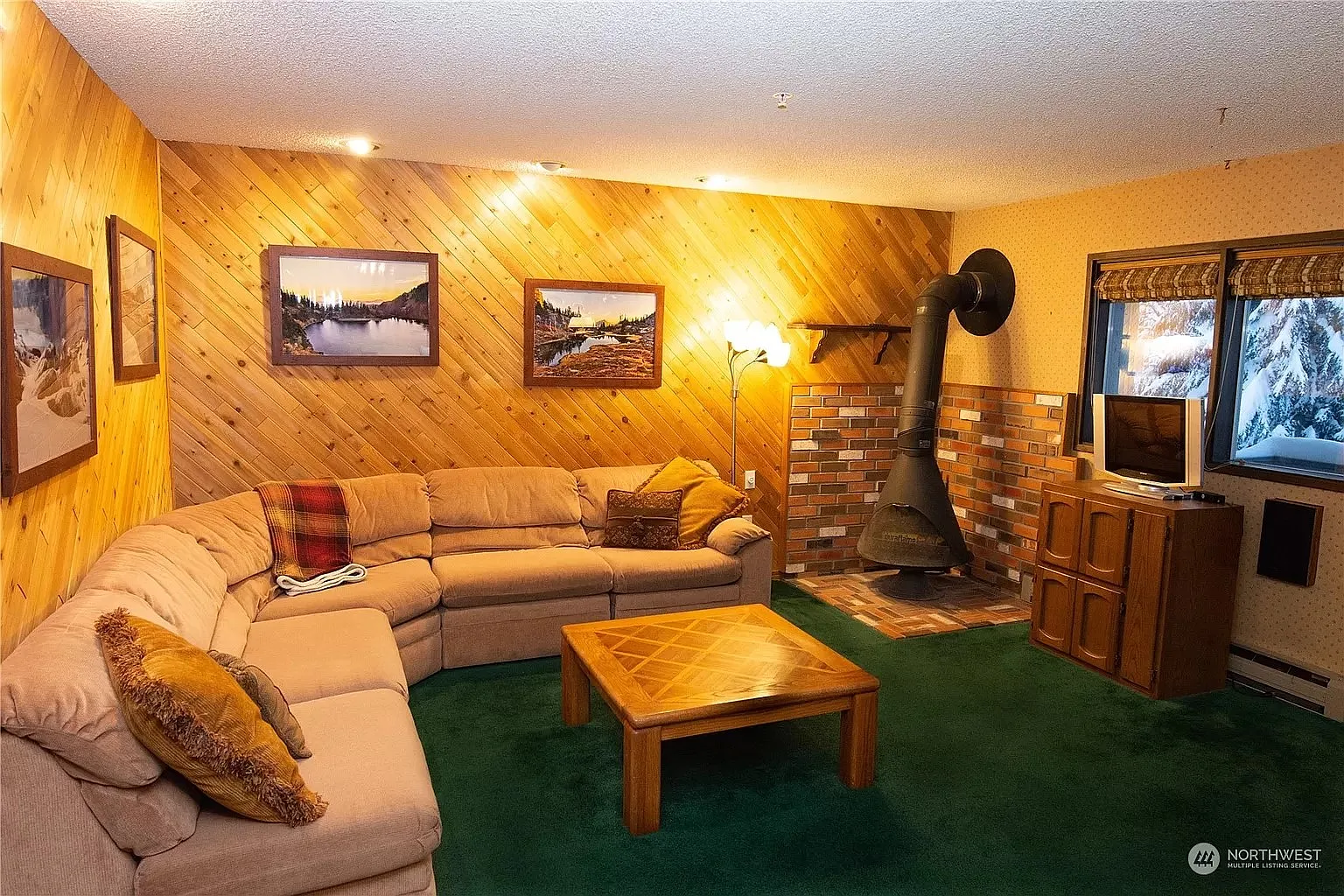 1 bed, 464 sqft, $1,300 — Photo 1