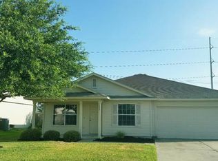 122 Holland St, Hutto, TX 78634