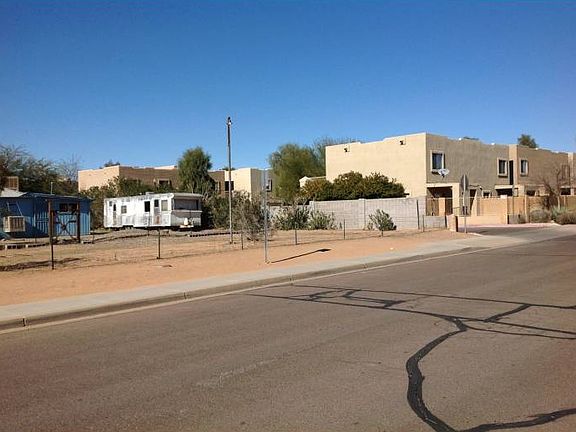 Upscale Apartments nearby