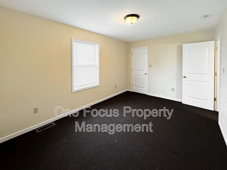 355 E Church St — Photo 11