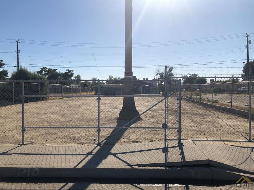 1st image of 210 Martin L King Blvd