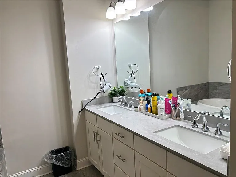 7866 Laurel Crest Dr — Photo 22