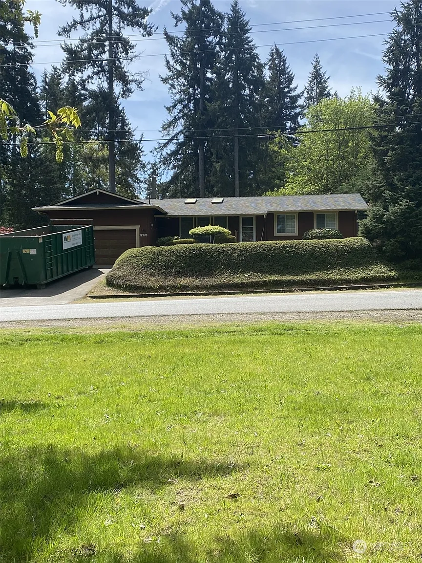 17905 NE 160 Street photo 1