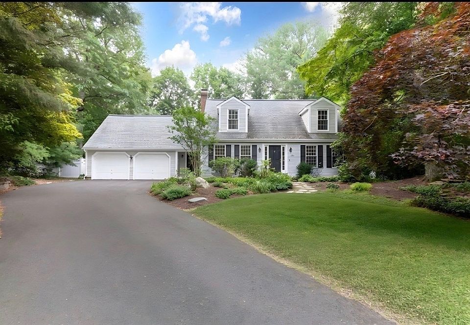 1st image of 135 Lawndale Rd