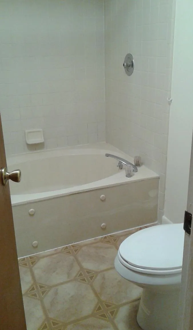 3 bed, 1300 sqft, $1,850 — Photo 3