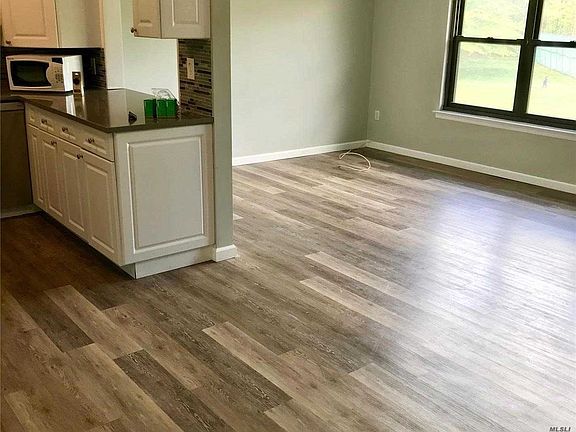 4th image of 74 Bailey Ct #74