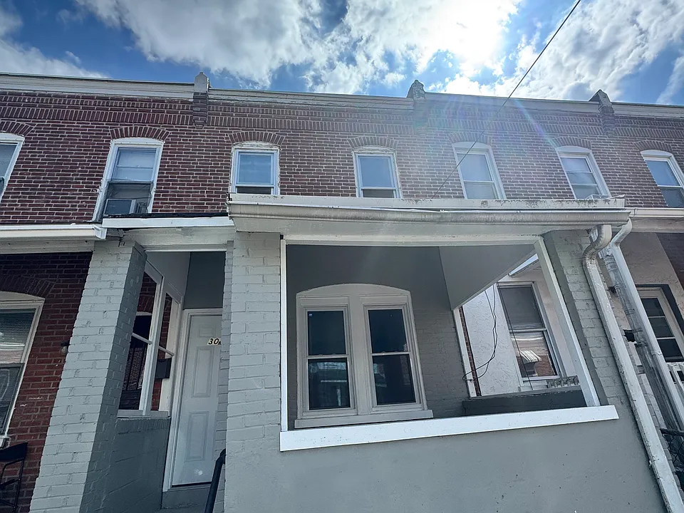 308 E 22nd St